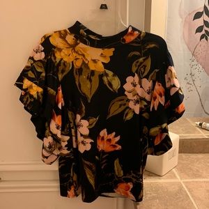 Flower Short Sleeve Blouse!